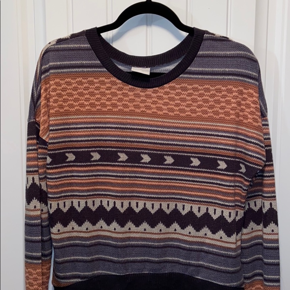 Freshwear long sleeve sweater large